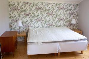 Φωτογραφία από το άλμπουμ του KAL752-Loenneberga-Bockefall-4 σε Ingelstorp