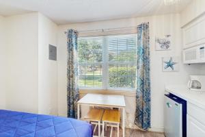 Gallery image of Golfer's Oasis - Studio in Calabash +8 photos