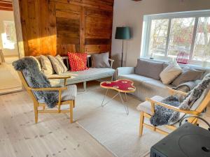 Φωτογραφία από το άλμπουμ του SKA733-Bastad-Stalhoegavaegen-144 σε Grevie