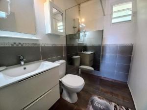 Et badeværelse på Villa Toc Toc à Bouillante, Guadeloupe + 26 billeder