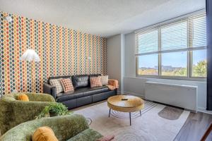 Photo de la galerie de l'établissement Stylish Apartment 5 min to DC with free Gym and Parking, à Arlington