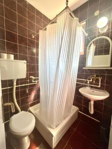 Un baño de Bulevar