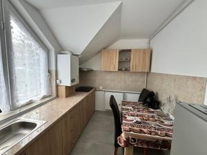 ルゴジにあるSara Apartamentのギャラリーの写真 +6枚の写真