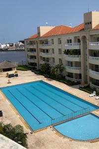Πισίνα στο ή κοντά στο 3 Bedroom Serviced Apartment in Banana Island Road Ikoyi