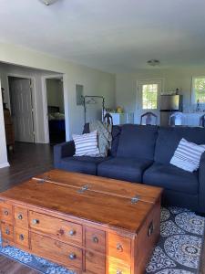 Imagen de la galería de Quaint 2BR home w access to Black Creek & downtown, en Hartsville