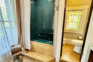 Ένα μπάνιο στο Lotus Suite +14 φωτογραφίες