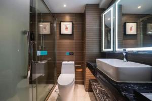 Ένα μπάνιο στο Xana Hotelle Xiamen Airport Zone Government +196 φωτογραφίες