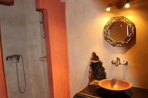 Kupatilo u objektu Riad Salmiya Dune