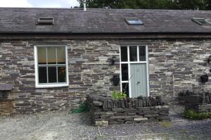 Hoone, kus puhkemaja asub