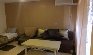 Posezení v ubytování Family Hotel Kartala