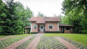 Fotografie z fotogalerie ubytování Nika v destinaci Čatrnja