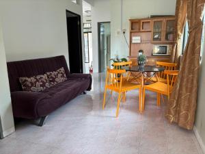 Χώρος καθιστικού στο Sofya Homestay Kangar