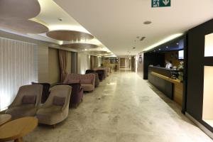 Posezení v ubytování Wes Hotel