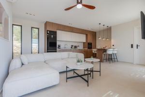 Kuchyň nebo kuchyňský kout v ubytování Filade luxury villas
