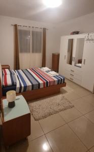 Ένα ή περισσότερα κρεβάτια σε δωμάτιο στο Spacious, one bedroom flat in an amazing location