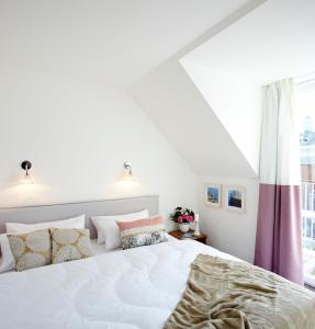 Fotografie z fotogalerie ubytování KönigsSCHLAF No2 - Traum in rosa im Herzen von Konstanz v destinaci Niederdorla