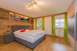 Postel nebo postele na pokoji v ubytování Amosergut + 47 fotografií