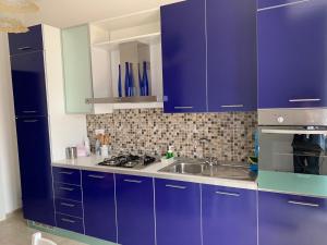 Η κουζίνα ή μικρή κουζίνα στο Apartment Lemon +8 φωτογραφίες