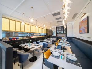 Khu vực ghế ngồi tại Jinjiang Capital Hotel Dongguan Civic Center Plaza