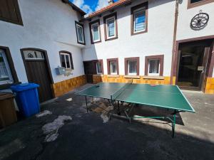 Stolní tenis v ubytování Apartament by B2 nebo okolí