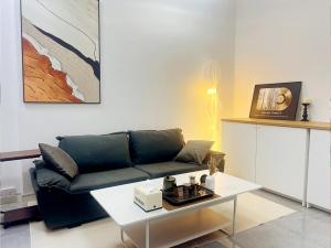 Χώρος καθιστικού στο Bay Suites海景市中心 宽敞 悬空泳池 随订随住-1923