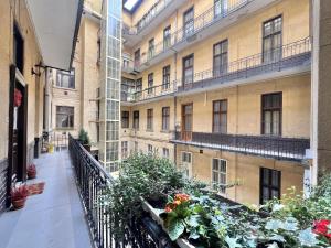 Gallery image of central Chic apartments in Budapest