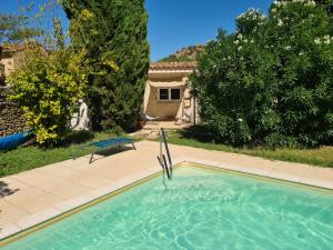 Bazén v ubytování la Chtite nebo v jeho okolí