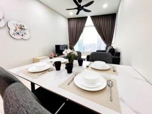Χώρος καθιστικού στο Sky Suites KLCC City View