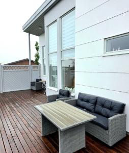 Gallery image of Beautiful row house in Selfoss with backyard in Selfoss +2 photos