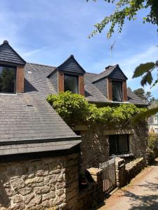 Bygningen som feriehuset ligger i