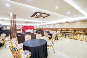 Khu vực ghế ngồi tại Super Townhouse The Royal Casa