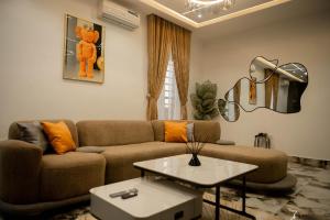 Imagen de la galería de Two Bedroom Luxe Apt Awka, en Akwa