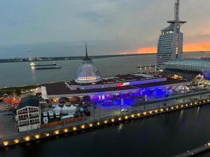 an overhead view of a city with a river at Ferienwohnung Wolke 7 in Bremerhaven