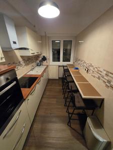 Dapur atau dapur kecil di Les Maisons De Thomas Vaticano