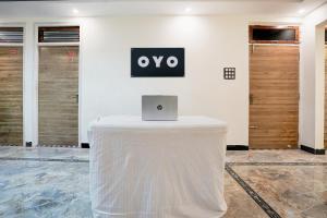 Μια τηλεόραση ή/και κέντρο ψυχαγωγίας στο HOTEL O RAJ PALACE