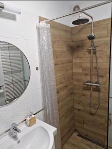 O baie la Apartament 35 Tuchola