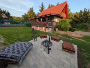 Fotografie z fotogalerie ubytování Domek letniskowy w Szkotowie v destinaci Szkotowo