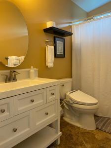 Ένα μπάνιο στο Tropical Retreat GuestHouse +28 φωτογραφίες