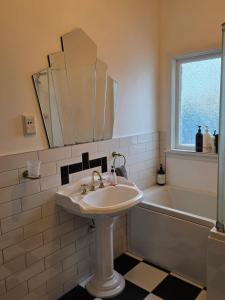 Koupelna v ubytování Art Deco on Morse