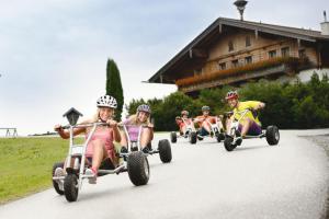Goście zatrzymujący się w obiekcie LISA-Chalets