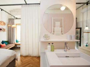 Koupelna v ubytování grätzlhotel Karmelitermarkt
