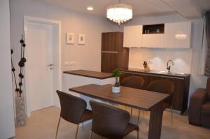 Nhà bếp/bếp nhỏ tại Apartments Mango