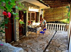 Patio o iba pang outdoor area sa Country House Djurisic