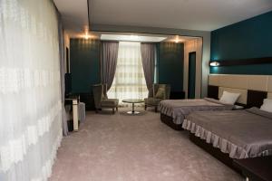 A room at Azalea Hotel Baku