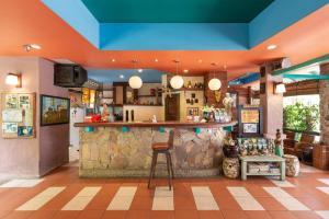 Zona de lounge sau bar la Casa Brazil Homestay +18 fotografii