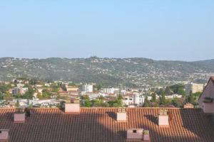 Imagen de la galería de Terrasse Palmeraie - Vue Baie Cannes & Parking Privé, en Grasse