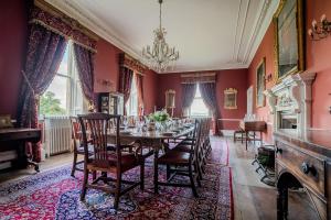 Χώρος καθιστικού στο Earnshill House