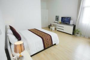 Μια τηλεόραση ή/και κέντρο ψυχαγωγίας στο K-Boss Hotel