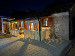 Hoone, kus puhkemaja asub