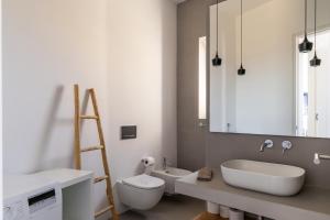 Koupelna v ubytování Villa Nabia By Milos Concierge